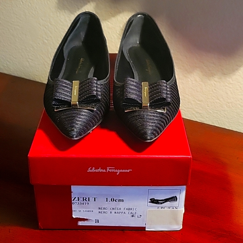 SHOES